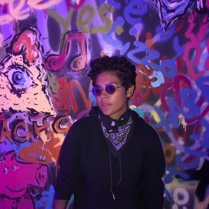 Meet your Posher, Eli